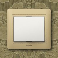 Legrand, Galea Life, Цвет: Гаванна (Leather Havana)